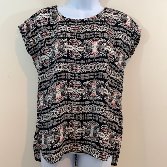 Pink Republic Short Sleeve Back Zip Shirt Size S